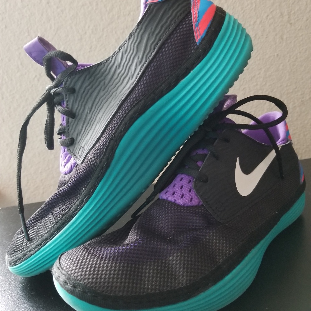 Nike Men's(7) or Women's(7.5) Solarsoft Moccasin